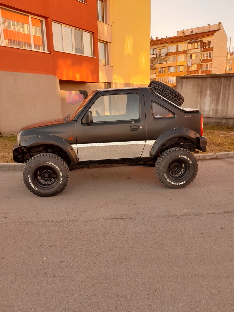 Suzuki Jimny, снимка 1 - Автомобили и джипове - 48127474