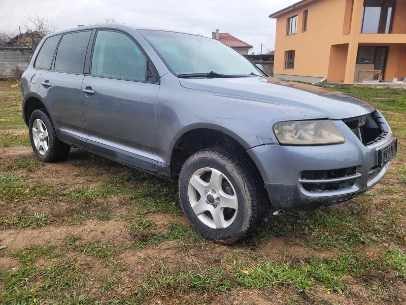 VW Touareg 2.5 TDI на части, снимка 2 - Автомобили и джипове - 48252519