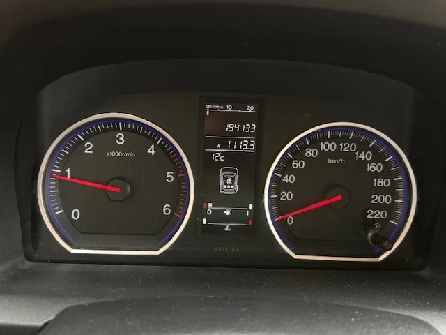 Honda Cr-v 2.2CTDI-190х.км-РЕАЛНИ-КОЖА-НАВИ-EXECUTIVE - изображение 9