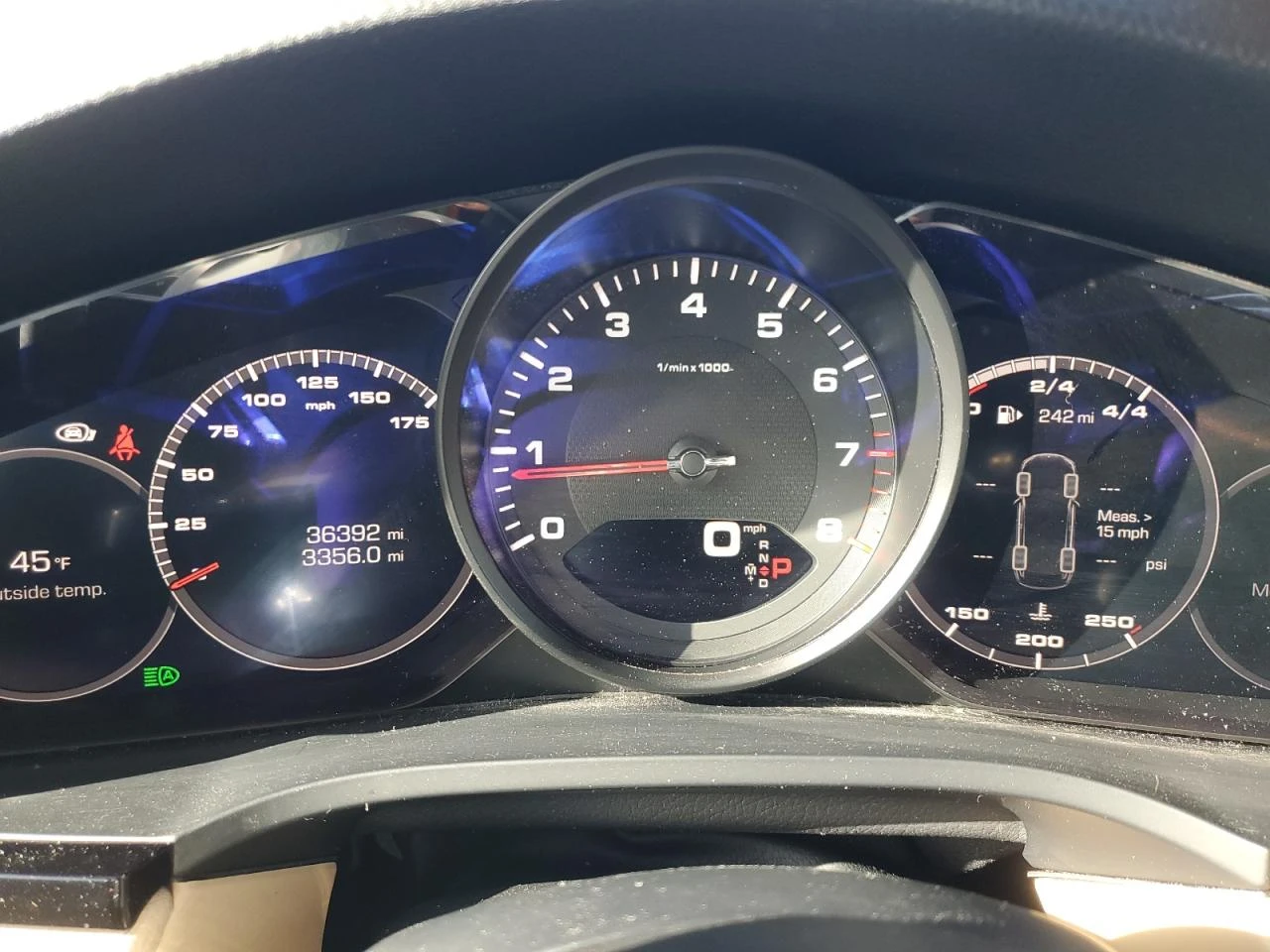 Porsche Cayenne BOSE* 360* ОБДУХ* DISTRONIC* PANO - изображение 9