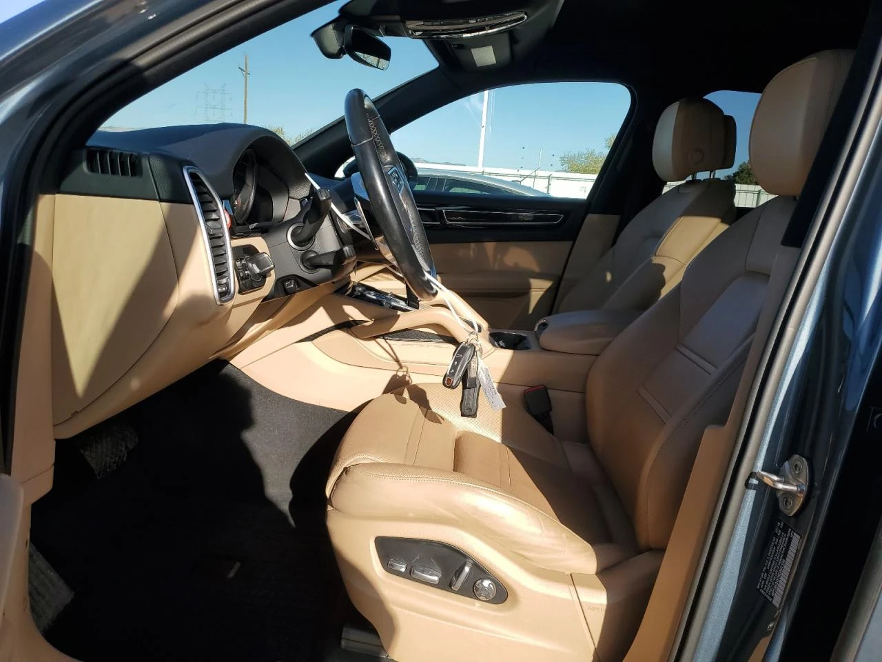 Porsche Cayenne BOSE* 360* ОБДУХ* DISTRONIC* PANO - изображение 7
