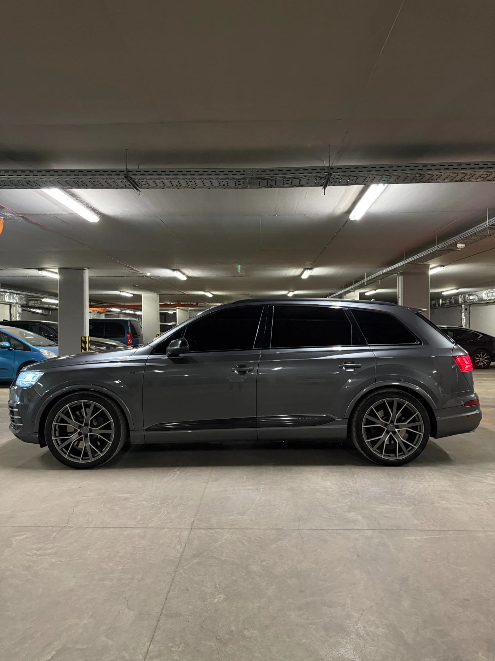 Audi SQ7 22* BOSE* ТЕГЛИЧ* Панорама* DIGITAL* ЛИЗИНГ - изображение 5