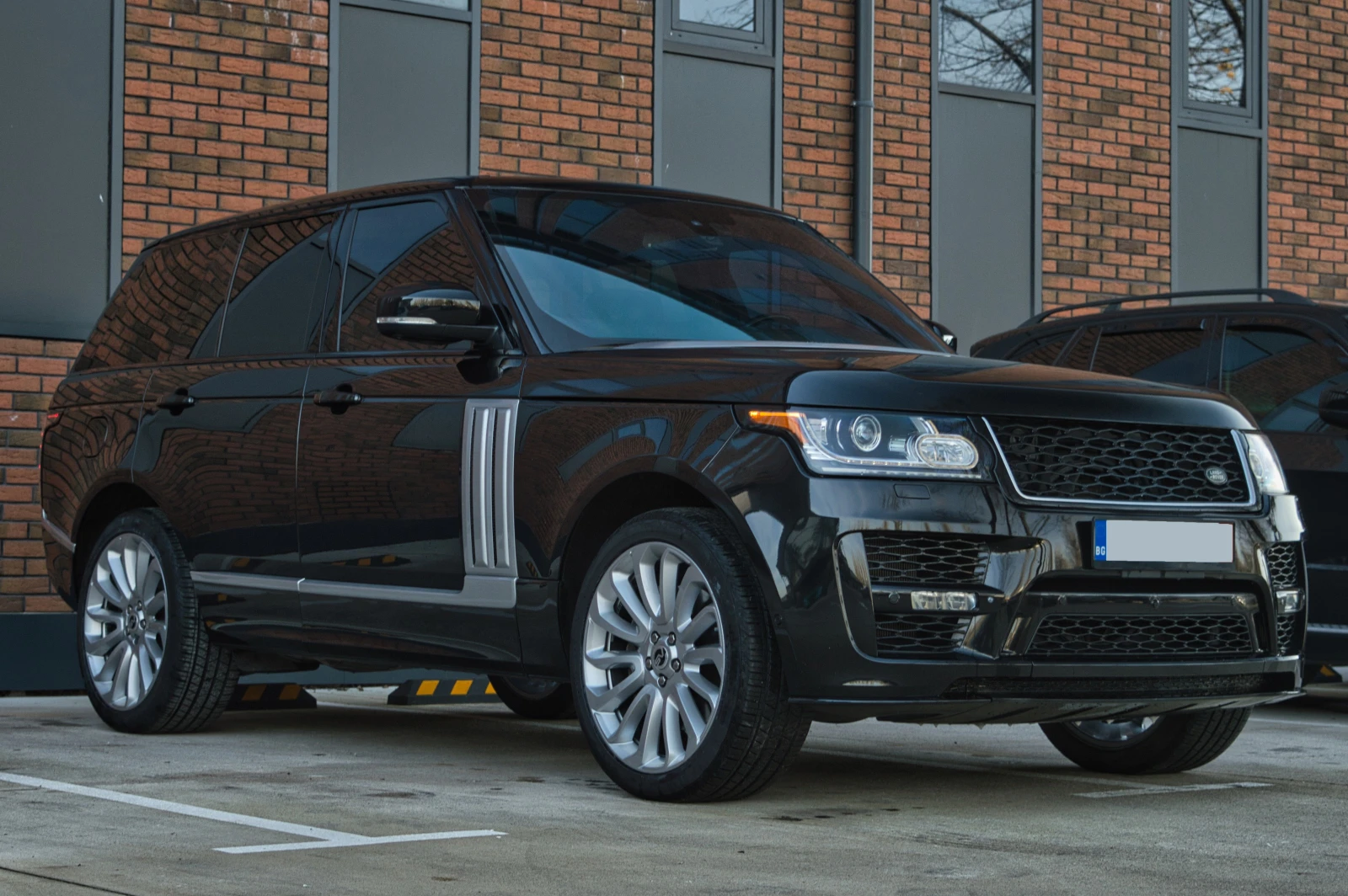 Land Rover Range rover 5.0 Autobiography - изображение 4