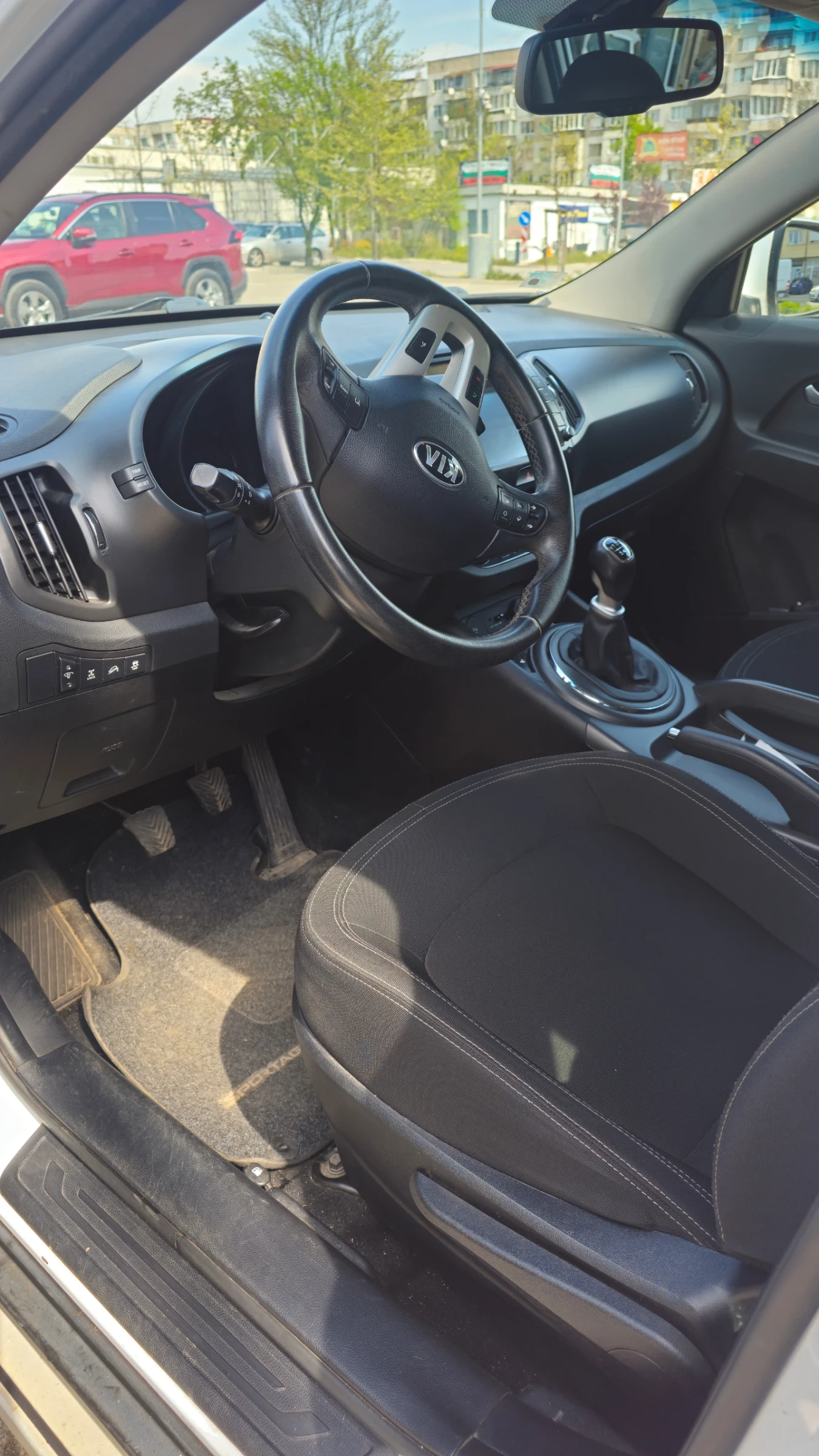 Kia Sportage 2.0  SLS, снимка 5 - Автомобили и джипове - 54292150