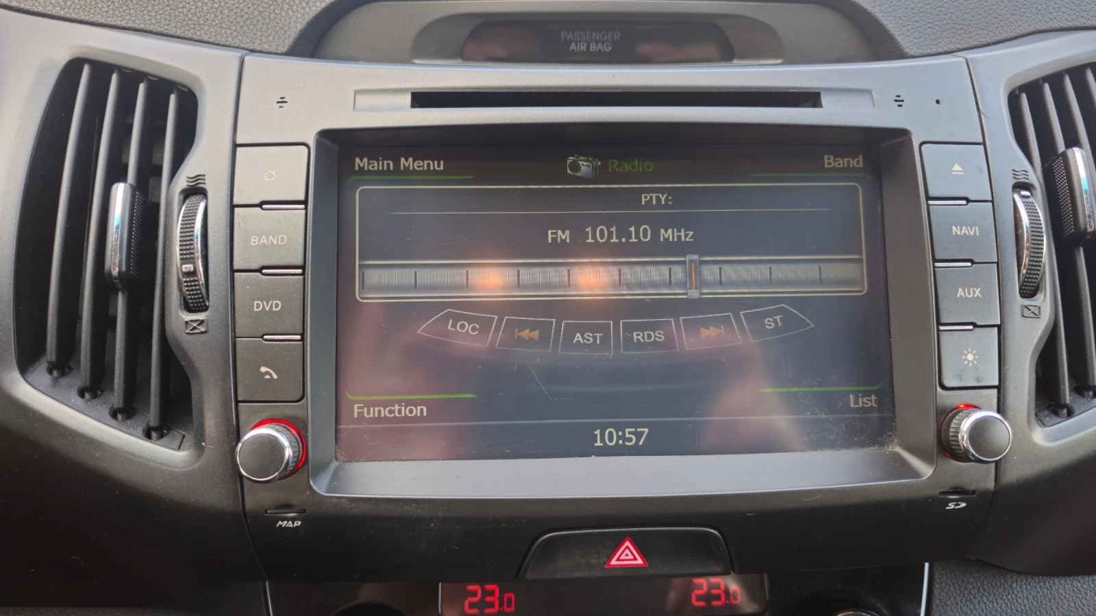 Kia Sportage 2.0  SLS, снимка 8 - Автомобили и джипове - 54292150