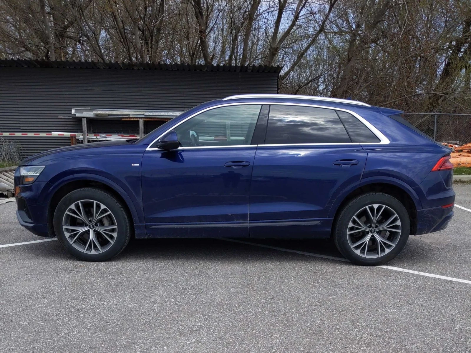 Audi Q8 KEYLESS* ПОДГРЕВ* 360* СЛ.ЛЕНТИ, снимка 2 - Автомобили и джипове - 54334532