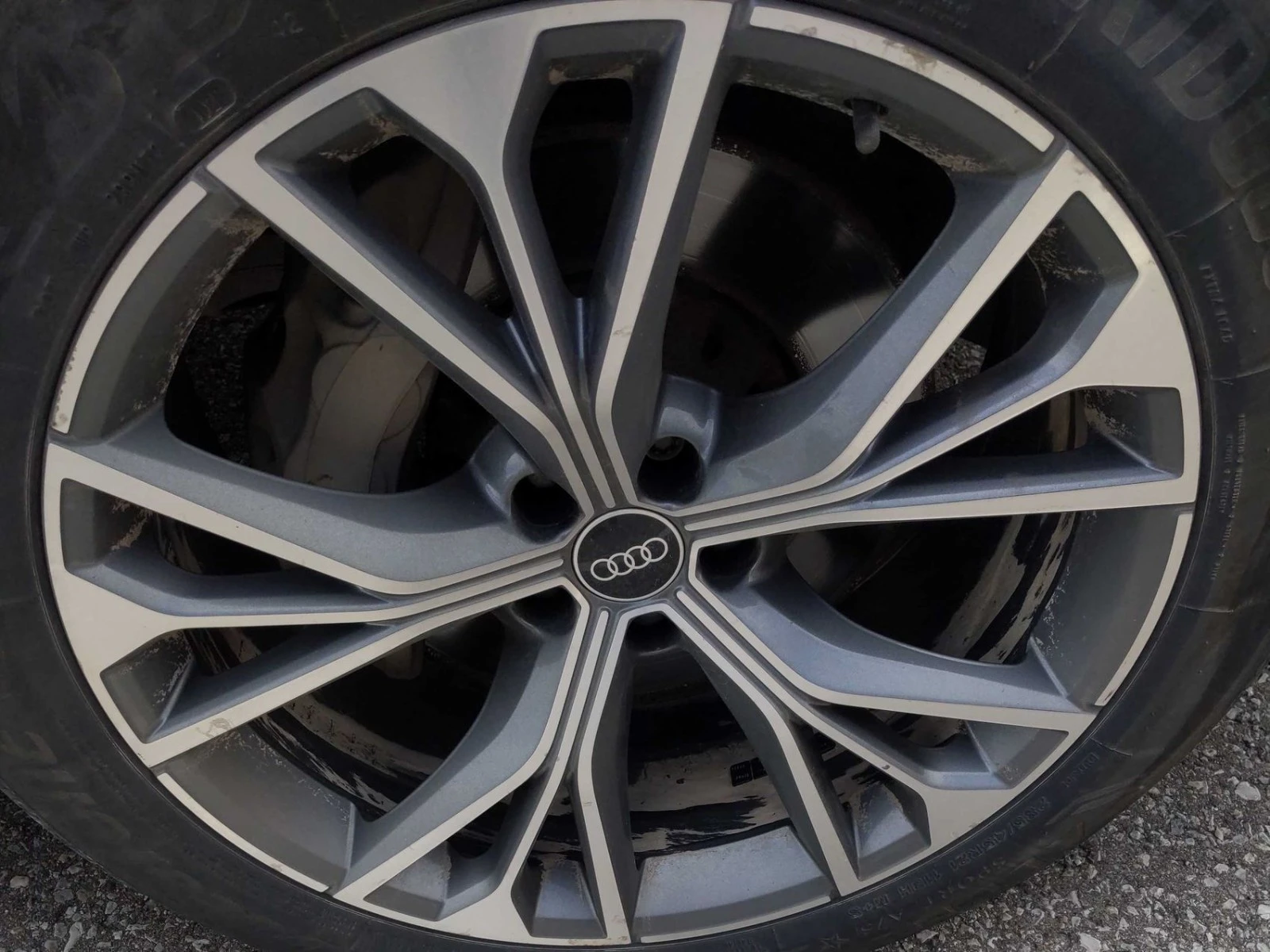 Audi Q8 KEYLESS* ПОДГРЕВ* 360* СЛ.ЛЕНТИ, снимка 7 - Автомобили и джипове - 54334532