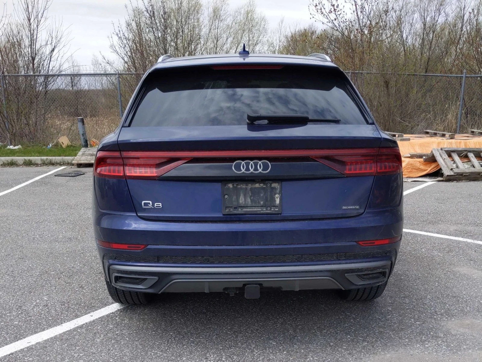 Audi Q8 KEYLESS* ПОДГРЕВ* 360* СЛ.ЛЕНТИ, снимка 4 - Автомобили и джипове - 54334532