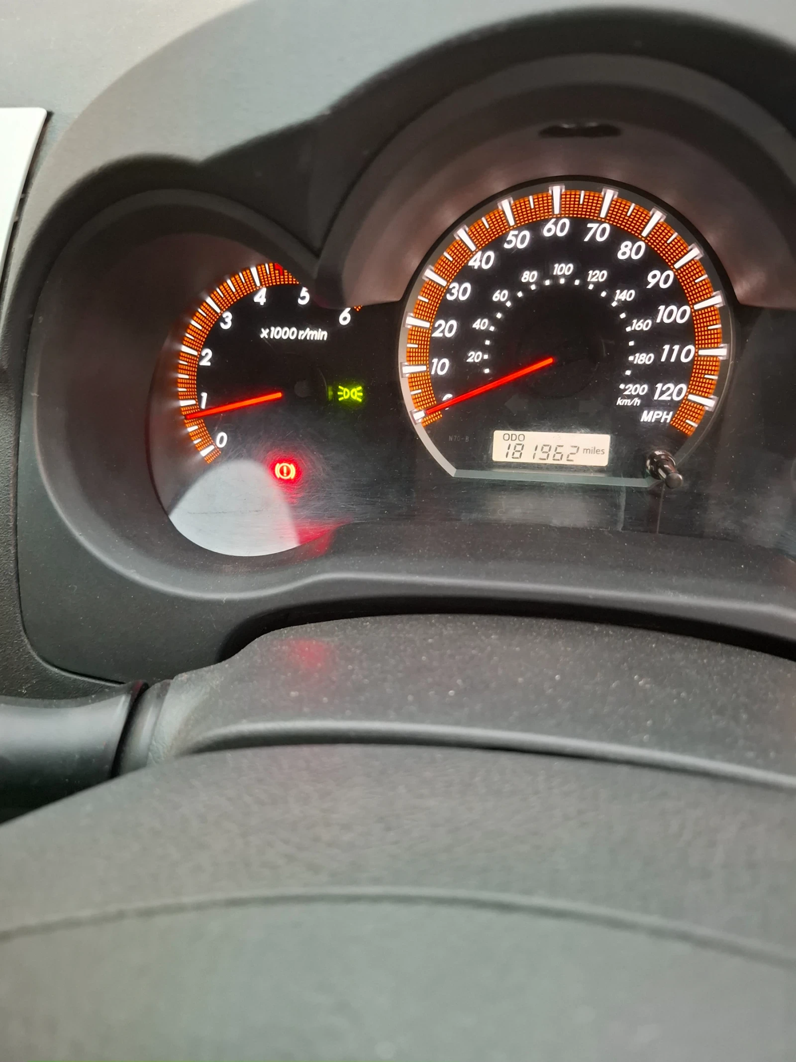 Toyota Hilux 3.0D4D, снимка 11 - Автомобили и джипове - 56069134