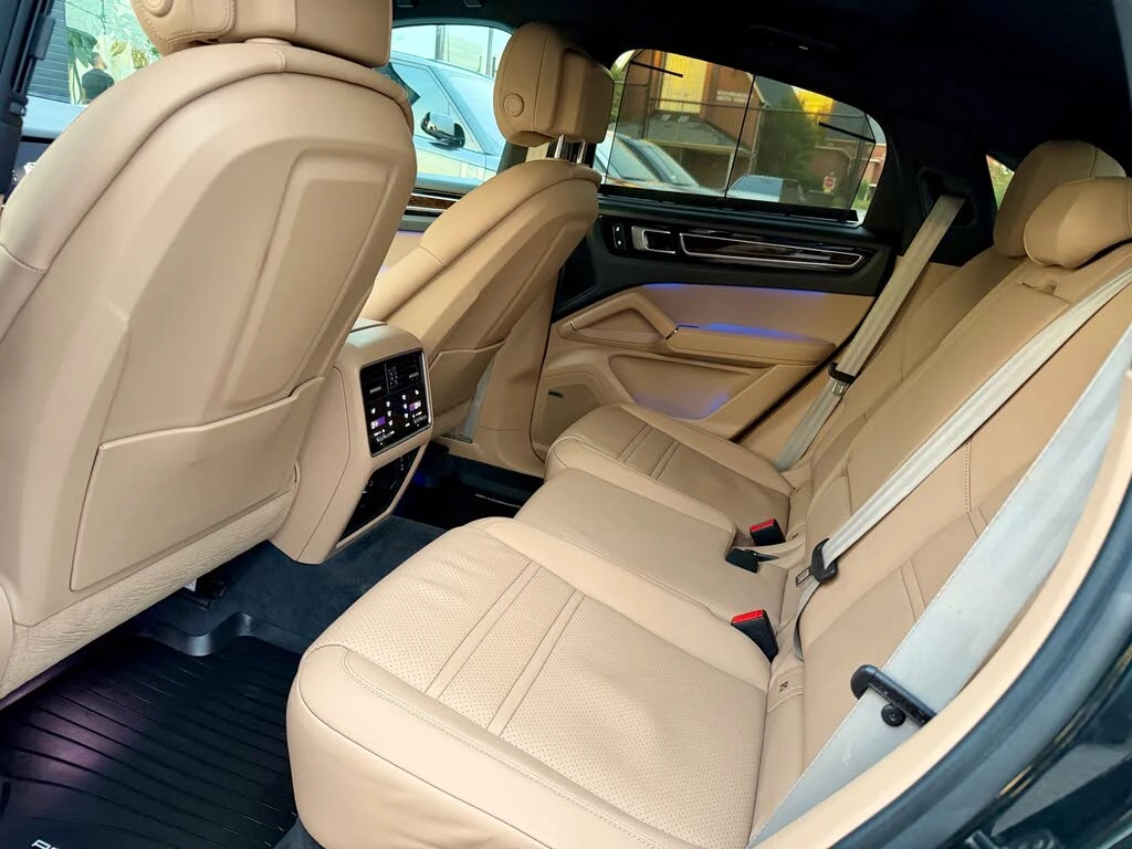 Porsche Cayenne Coupe Platinum Edition, снимка 16 - Автомобили и джипове - 56294714
