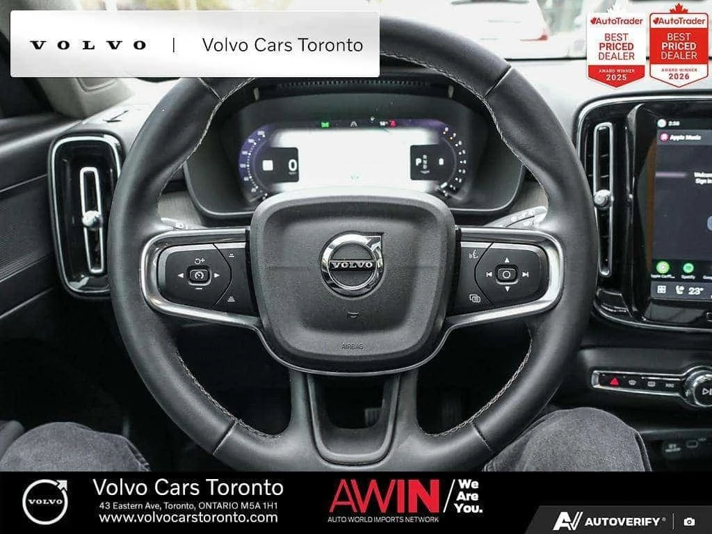 Volvo XC40 * B5 B Plus Dark Theme * CARFAX * , снимка 14 - Автомобили и джипове - 56558584