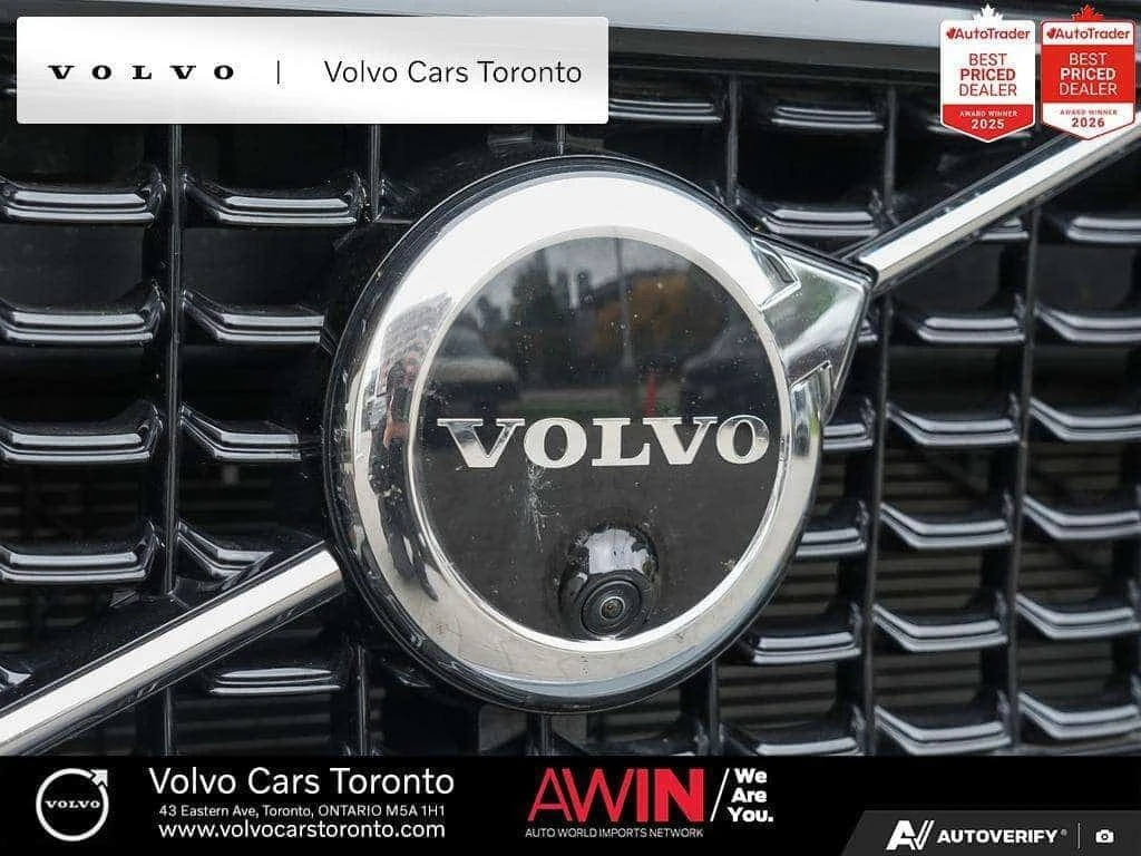 Volvo XC40 * B5 B Plus Dark Theme * CARFAX * , снимка 9 - Автомобили и джипове - 56558584