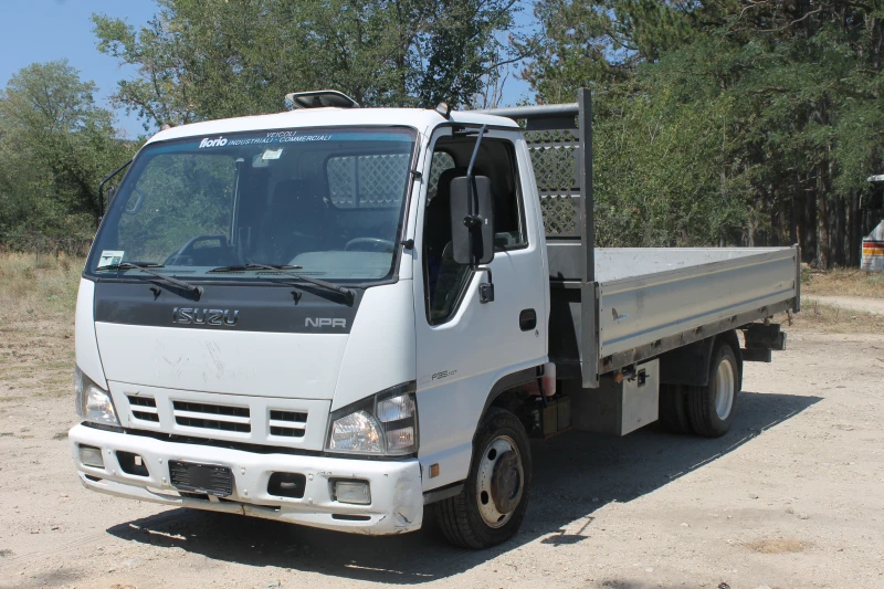 Isuzu Midi NPR85-5DX, ИТАЛИЯ, НОВ ВНОС!, снимка 3 - Бусове и автобуси - 47049273