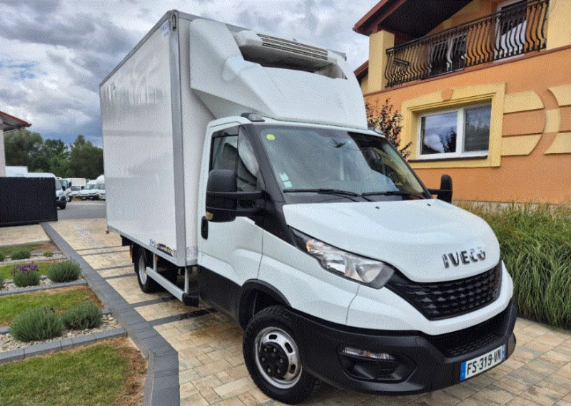 Iveco 35c17 ЗА МЕСО