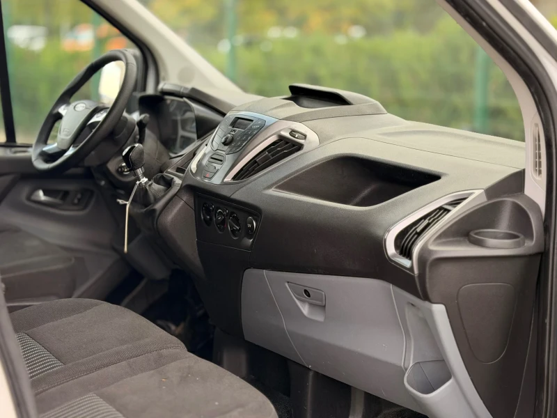 Ford Transit Custom 2.2 tDCi Maxi база, снимка 9 - Бусове и автобуси - 52171656