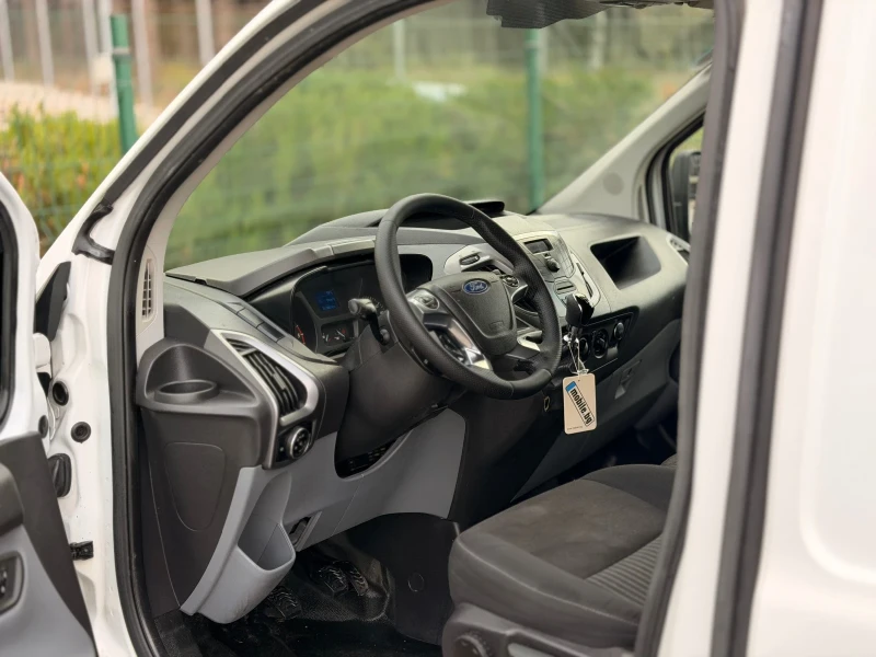 Ford Transit Custom 2.2 tDCi Maxi база, снимка 8 - Бусове и автобуси - 52171656