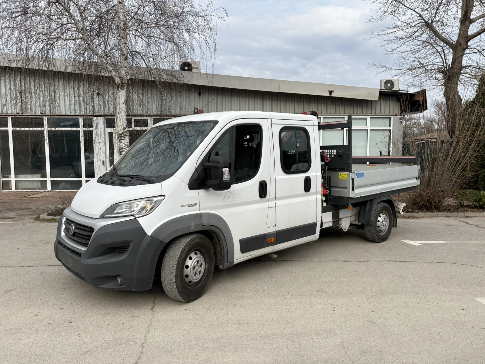 Fiat Ducato 2.3 MultiJet/Euro 6/7 места/кран FASSI F26AFS.0.22