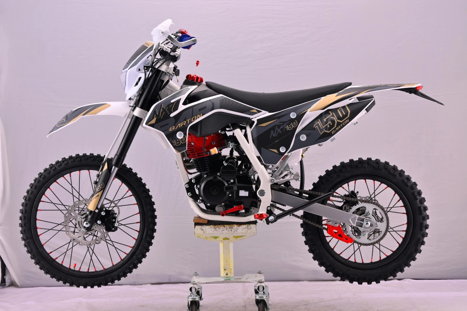 Barton OF-Road 150cc PRO 5 скорости Ел.Стартер, снимка 8 - Мотоциклети и мототехника - 51064479