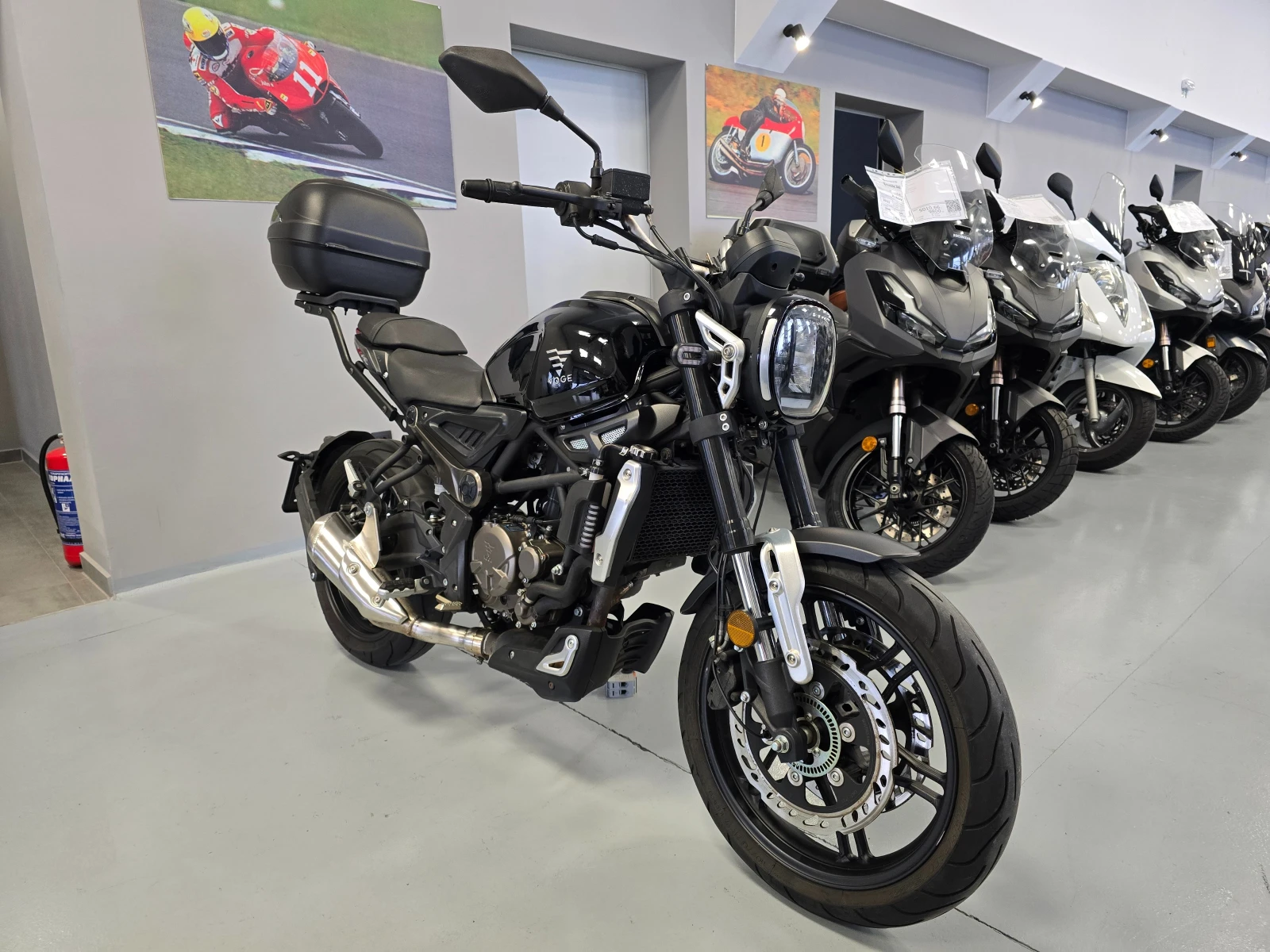 Voge 500DS 322 AC, ABS, Led, 2023г. - изображение 2