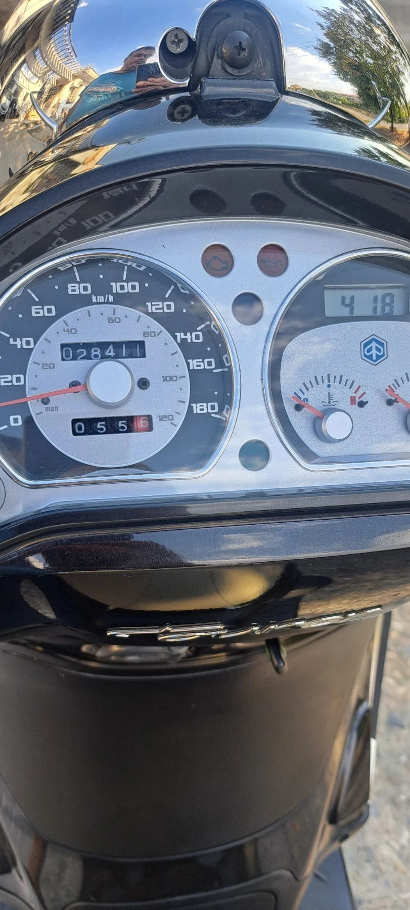 Piaggio Beverly 300ie tourer , снимка 5 - Мотоциклети и мототехника - 56064172