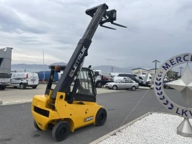      JCB 30D 