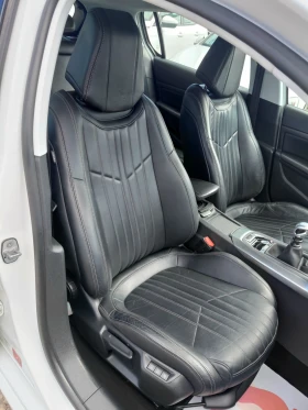 Peugeot 308 1.6 Allure, Масаж, Камера, FullLed  96500km, снимка 8