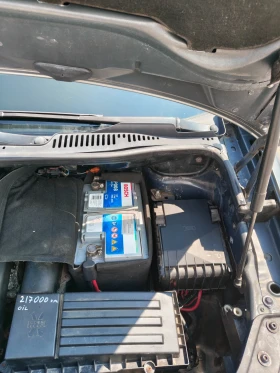 VW Touran 2.0 TDI , снимка 13