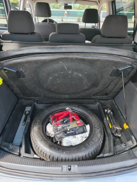 VW Touran 2.0 TDI , снимка 9
