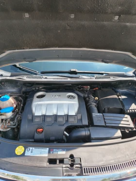 VW Touran 2.0 TDI , снимка 14
