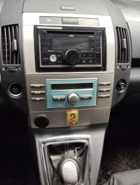 Toyota Corolla verso 2, 2 D4D 136 к.с, снимка 16