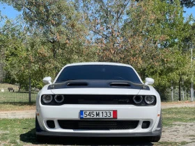 Dodge Challenger 6.2 Hemi Hellcat Redeye Widebody, снимка 8