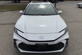 Toyota Camry HYBRID SE * AWD * 6000KM * ЧЕРЕН САЛОН *  | Auto.bg — изображение 2