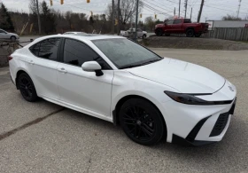 Toyota Camry HYBRID SE * AWD * 6000KM * ЧЕРЕН САЛОН *  | Auto.bg — изображение 3