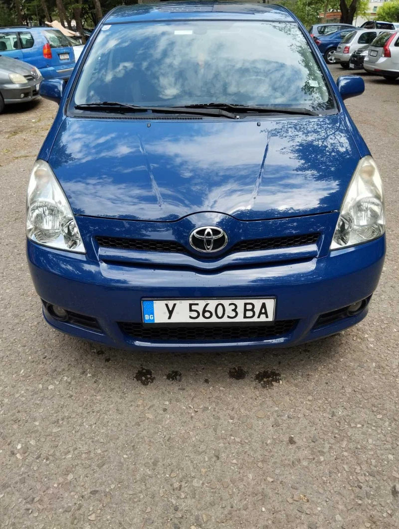 Toyota Corolla verso 2, 2 D4D 136 к.с, снимка 1 - Автомобили и джипове - 47397393