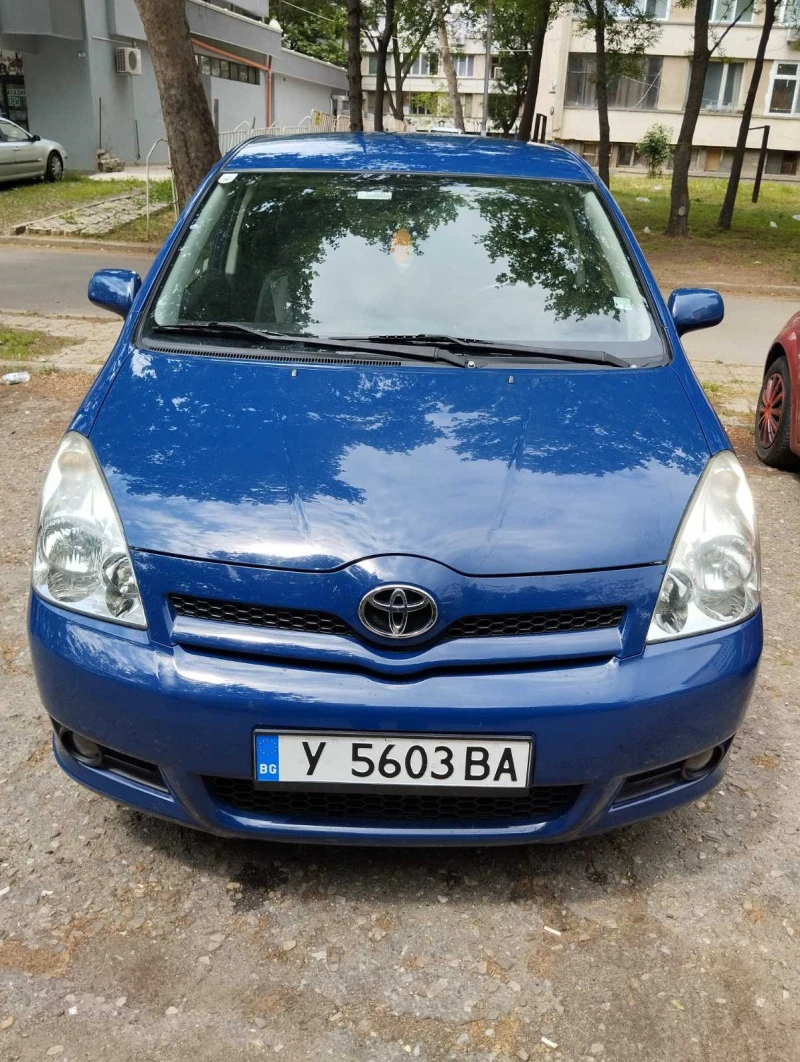 Toyota Corolla verso 2, 2 D4D 136 к.с, снимка 8 - Автомобили и джипове - 47397393