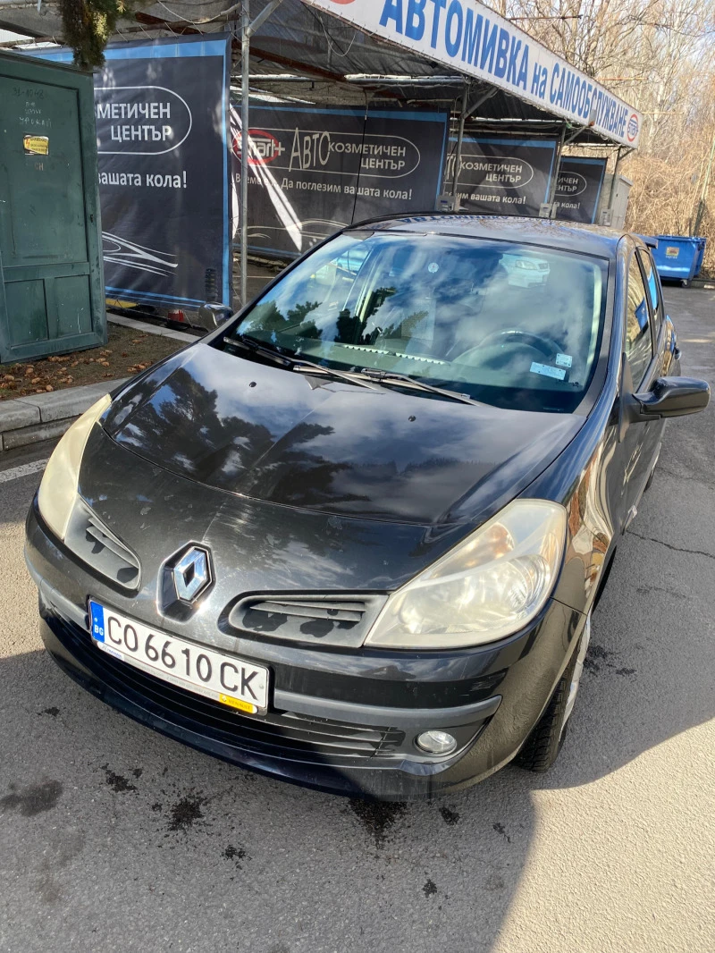 Renault Clio, снимка 5 - Автомобили и джипове - 46021891