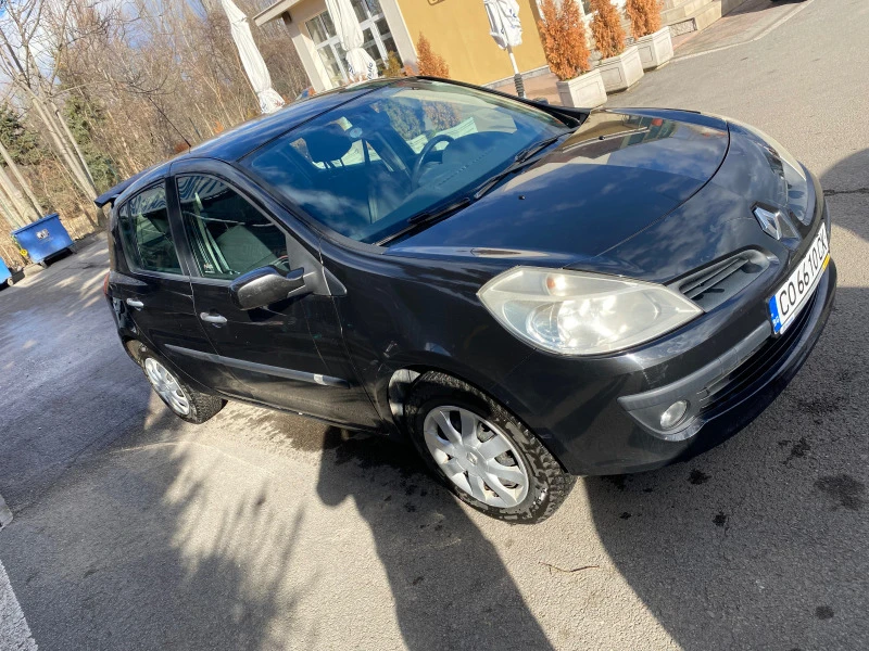 Renault Clio, снимка 1 - Автомобили и джипове - 46021891