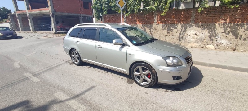 Toyota Avensis 2.2 D, снимка 3 - Автомобили и джипове - 46197488