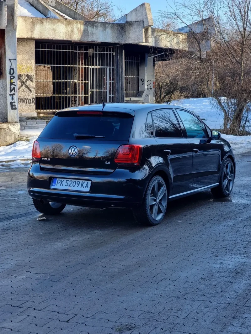 VW Polo 1.4 * HIGHLINE * RECARO * ALCANTARA * GAZ, снимка 4 - Автомобили и джипове - 48657300