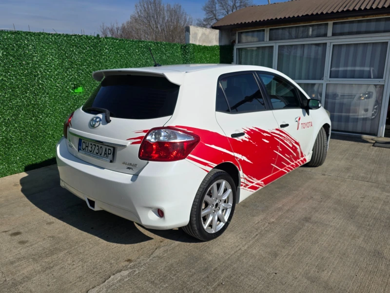 Toyota Auris 1.4D 90к.с., снимка 5 - Автомобили и джипове - 49220603