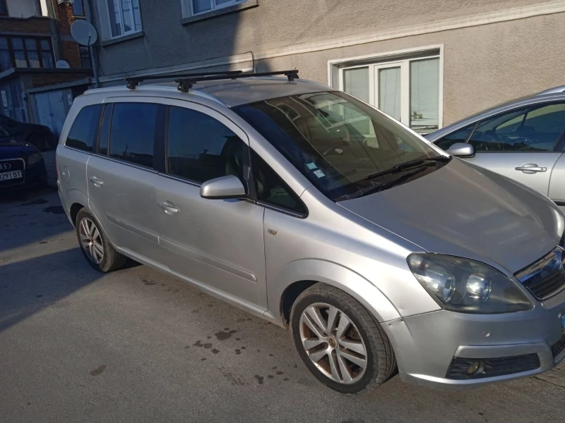 Opel Zafira 1.9tdci, снимка 1 - Автомобили и джипове - 49277860