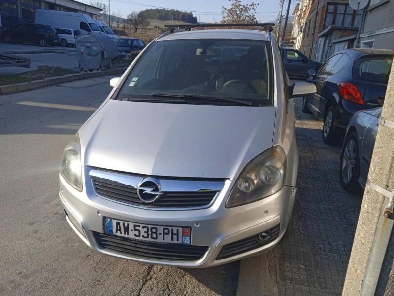 Opel Zafira 1.9tdci, снимка 5 - Автомобили и джипове - 49277860