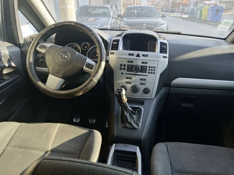 Opel Zafira 1.9tdci, снимка 7 - Автомобили и джипове - 49277860