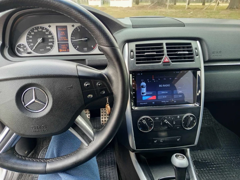 Mercedes-Benz B 180 CDI, снимка 2 - Автомобили и джипове - 49322225