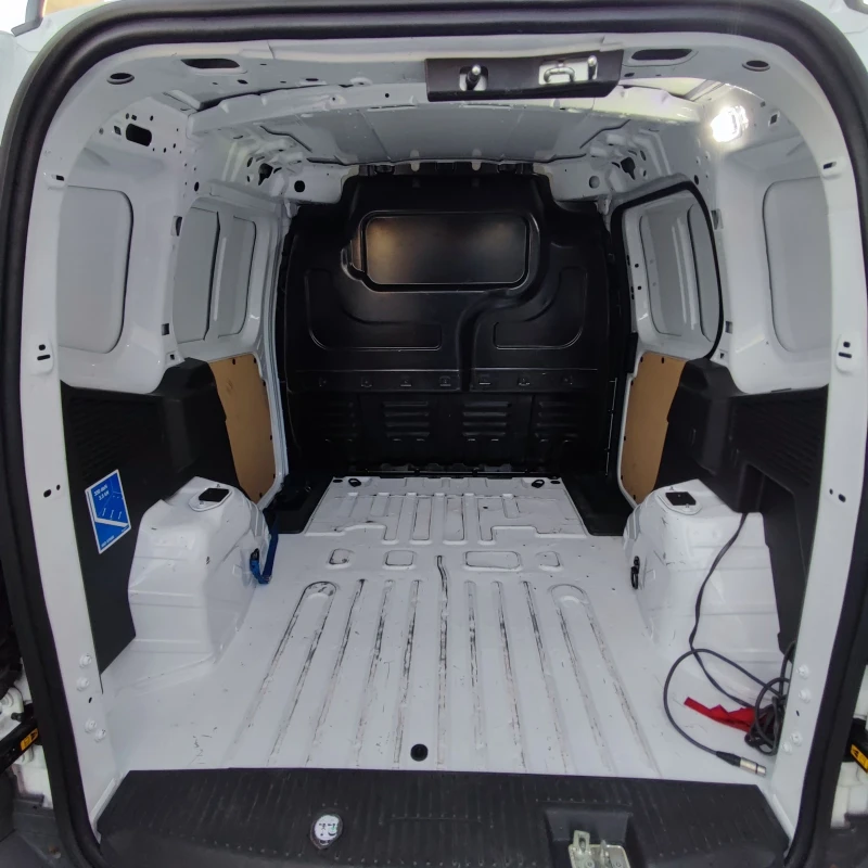 Ford Courier TRANSIT* 1.0i* ECO BOOST* EURO 6* , снимка 15 - Автомобили и джипове - 52122698