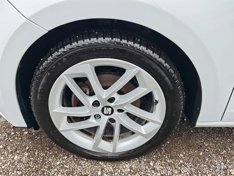 Seat Leon 1.4TGI AUTOMATIC FULL LED EURO 6B, снимка 7 - Автомобили и джипове - 52310860