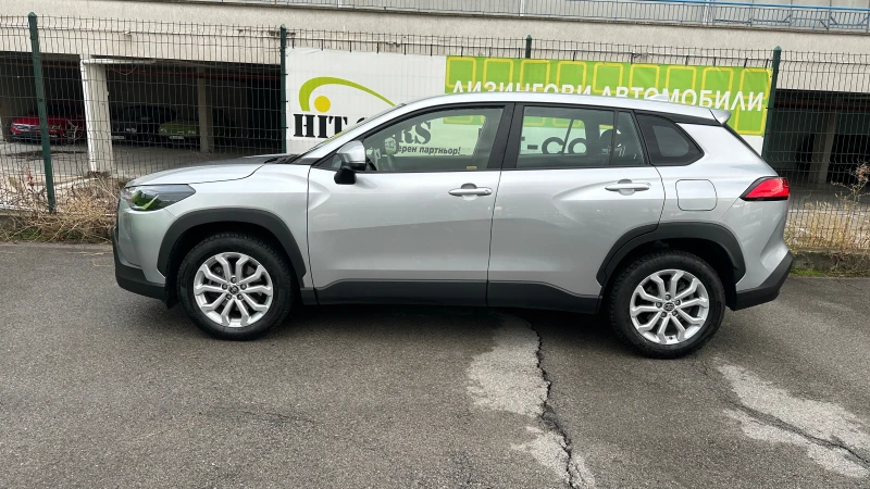 Toyota Corolla Cross 2.0 Hybrid, Гаранция, снимка 4 - Автомобили и джипове - 52376977
