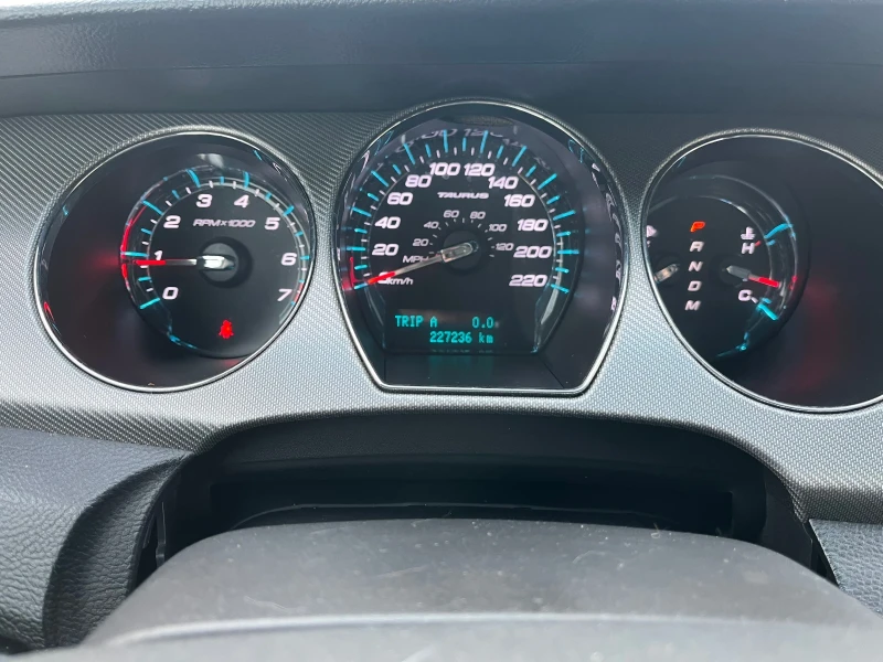 Ford Taurus SHO AWD Ecoboost, снимка 9 - Автомобили и джипове - 52727409