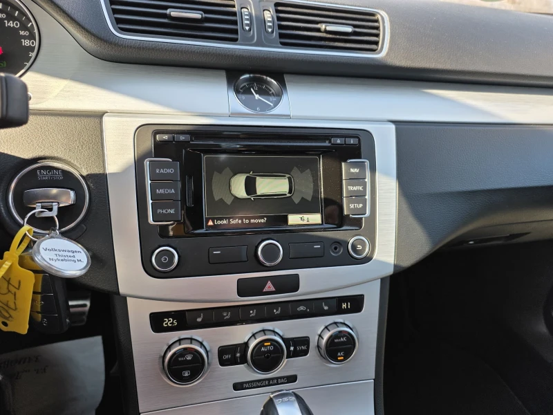 VW Passat 2.0TDI 177К.С R-LINE, снимка 14 - Автомобили и джипове - 52772455