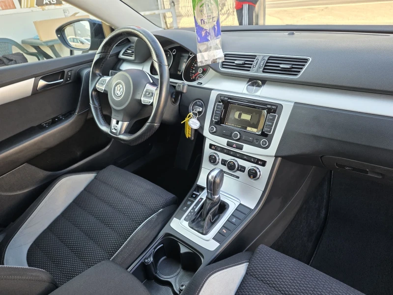 VW Passat 2.0TDI 177К.С R-LINE, снимка 11 - Автомобили и джипове - 52772455